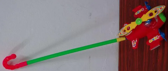 Elicottero giocattolo – Push E Pull creativo elicottero felicemente (Hanglei Toys)
