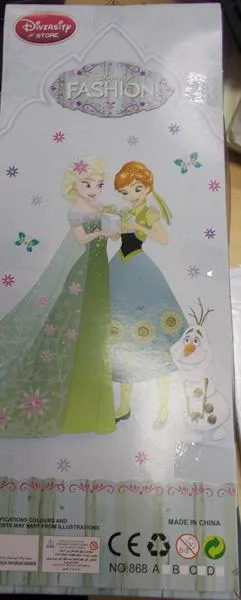 Bambola di plastica «Elsa & Anna Summer Solstice Gift Set» — foto 2 dell'alert A12/1693/18
