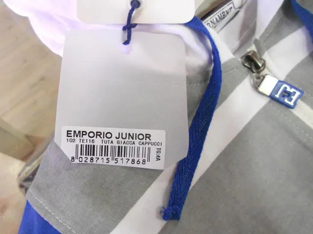Set di abbigliamento per ragazzi «Emporio junior» — foto 3 dell'alert A12/1833/14