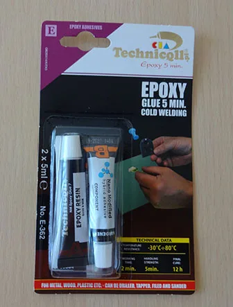 Colla «EPOXY» — foto 1 dell'alert A12/01228/21
