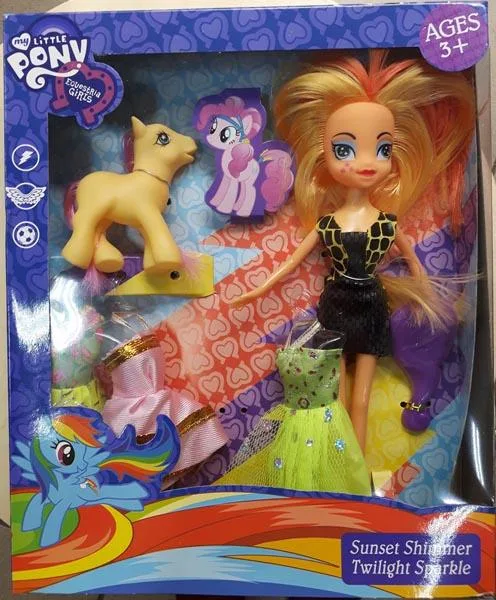 Bambola di plastica «Equestria Girls» (My little pony (counterfeit))