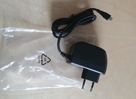 Caricatore USB «ESPE-1505-microUSB» — foto 1 dell'alert A12/00205/22