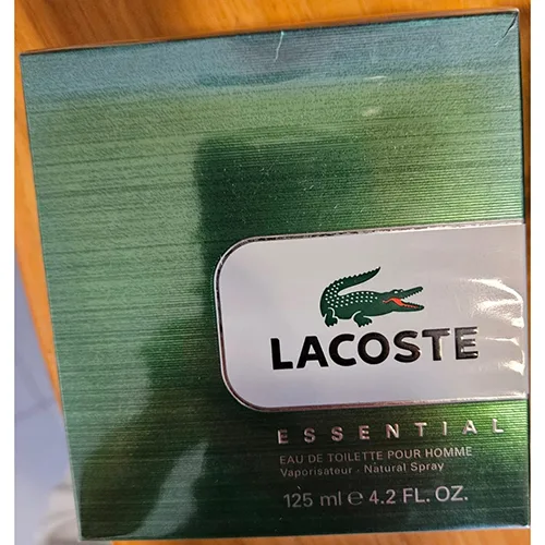 Eau de toilette «Essential» (LACOSTE)