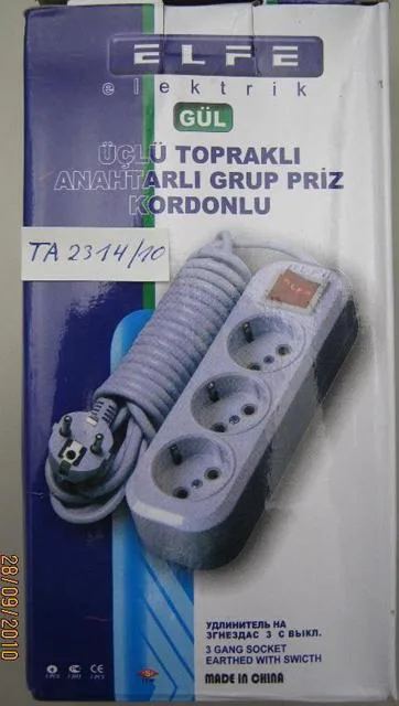 Estensione piombo – Tre Gang Socket Terra con Interruttore — foto 1 dell'alert 1520/10
