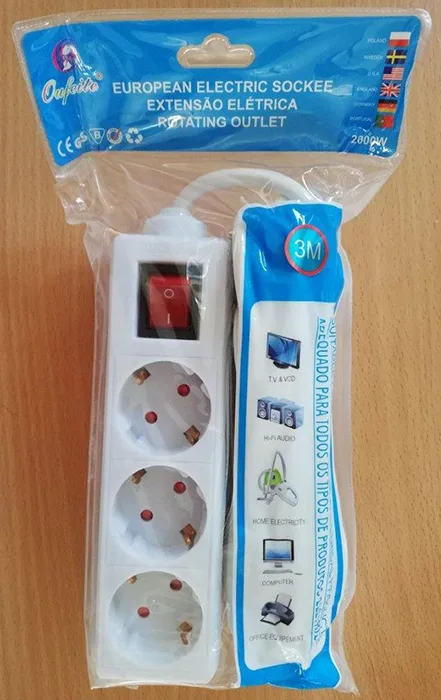 Cavo di estensione di rete «EUROPEAN ELECTRIC SOCKEE / Rotating outlet / hosszabbító» — foto 1 dell'alert A12/01414/20