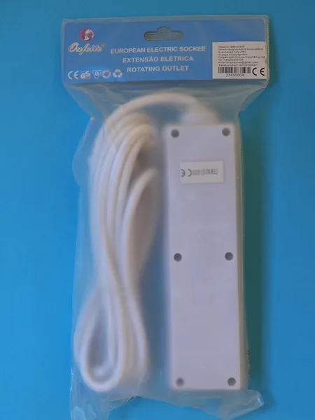 Cavo di estensione di rete «EUROPEAN ELECTRIC SOCKEE / Rotating outlet / hosszabbító» — foto 2 dell'alert A12/01414/20