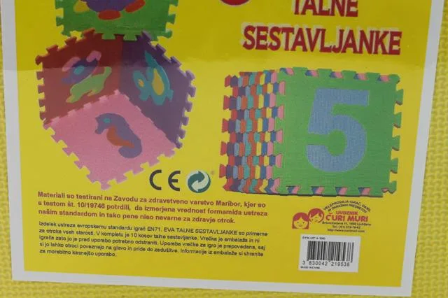 Tappetino puzzle giocattolo «Eva foam mats - animals» (CURI MURI)