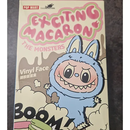 Giocattolo morbido «Exciting Macaron The monsters Vinyl Face» (Pop Mart (COUNTERFEIT))