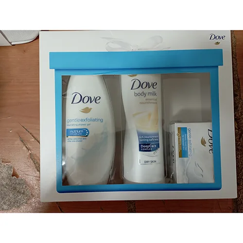Set di cosmetici «Exfoliating Collection Gift Set» (Dove)