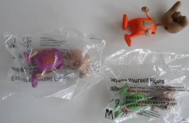 Bambole di plastica «Express yourself figure» (FEATURES)