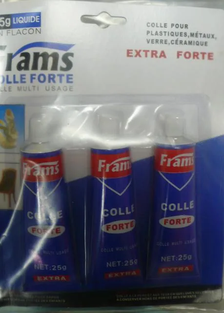 Colla «Extra strong glue, multipurpose» — foto 2 dell'alert A12/0137/13