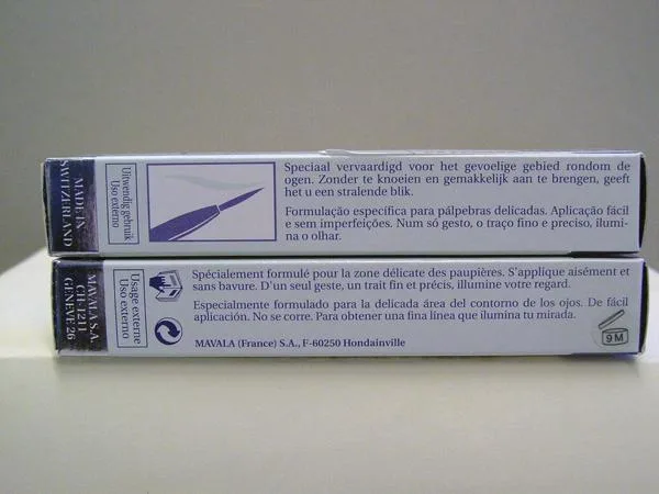 Eyeliner — foto 2 dell'alert 0671/09