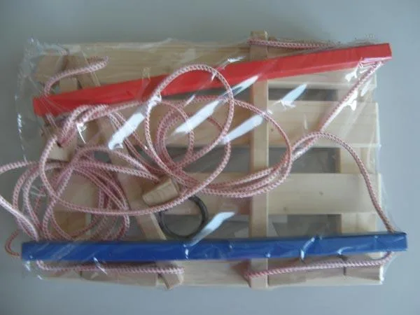 Altalena di legno «fa hinta / jucara lemn» (Unknown)