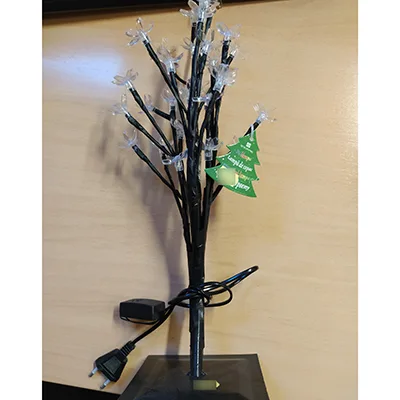 Catena di illuminazione «Fa lámpa / Lampá de copac» (Starpie)