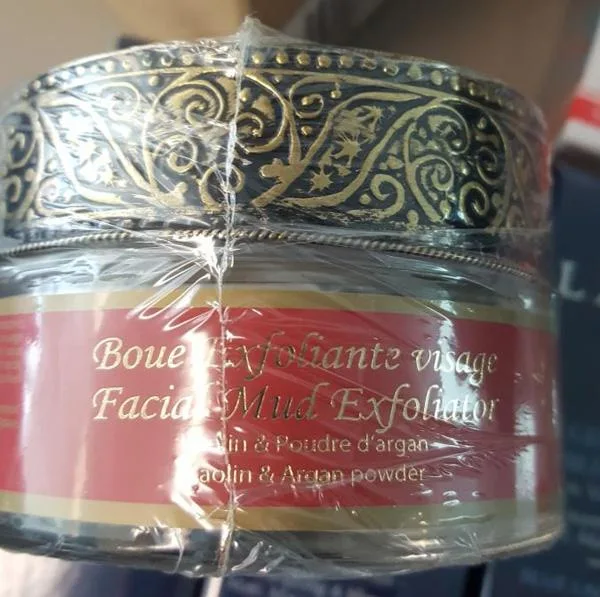 Scrub viso «Facial mud exfoliator» — foto 1 dell'alert A12/0625/19