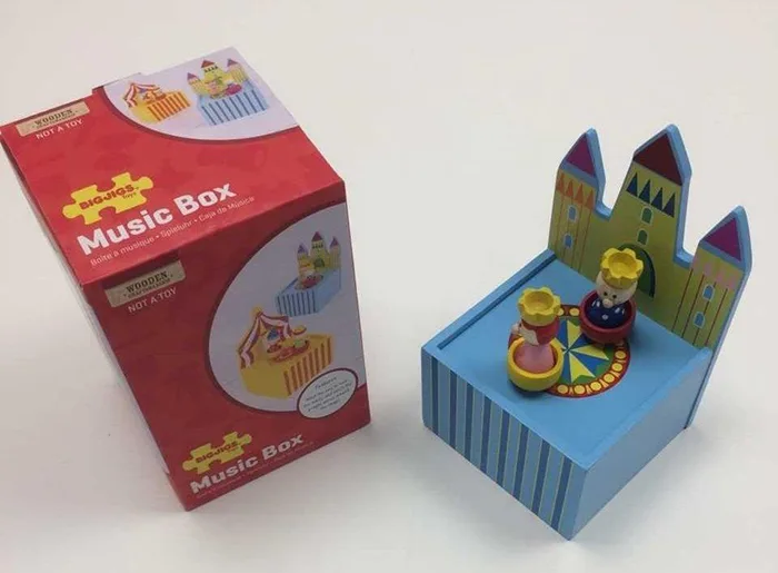 Giocattolo di legno «Fairy Castle Music Box» (BigJigs)