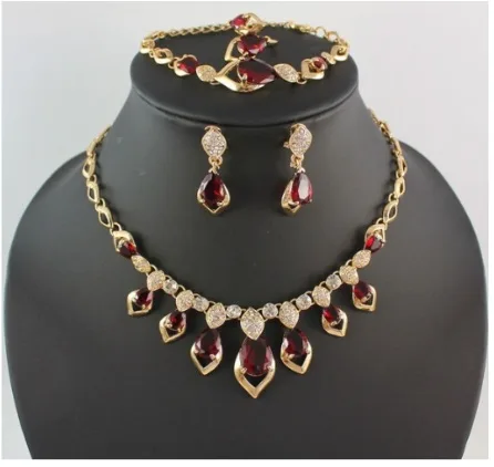 Set di gioielli «Fashion 18K Gold plated Gem Crystal pendant Necklace Wedding Party Jewelry Set» — foto 1 dell'alert A12/01196/21