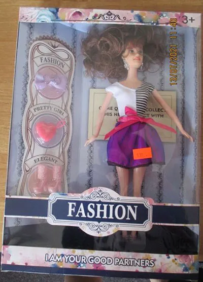 Bambola di plastica «FASHION»
