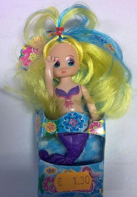 Bambola di plastica «Fashion Charming» (Unknown)