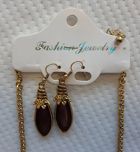 Collana e orecchini set «Fashion Jewelry» — foto 1 dell'alert A12/01246/22