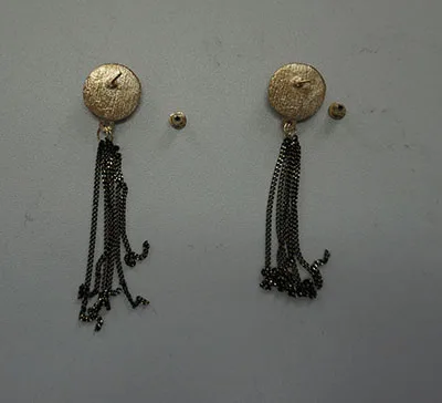 Orecchini «Fashion Jewelry» — foto 2 dell'alert A12/02068/23