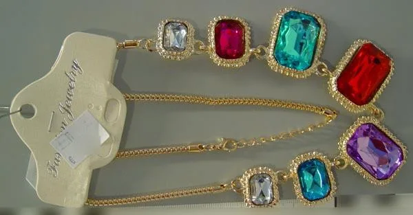 Collana «Fashion Jewelry» — foto 1 dell'alert A12/0546/15