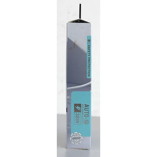 Caricabatterie USB «Fast Charger» — foto 2 dell'alert SR/02492/26