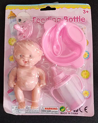 Bambola con accessori «FEEDING BOTTLE»