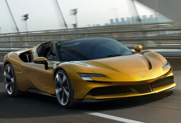 Autovettura «Ferrari SF90 Stradale - SF90 Spider» — foto 2 dell'alert A12/03032/23
