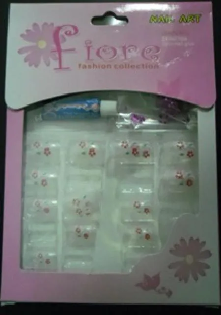 Unghie false & #13; & #13; «Fiore fashion collection» — foto 4 dell'alert A12/0455/13