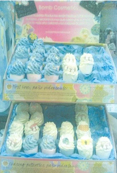 Sapone da bagno «First Love – BAÑO HIDRATANTE» — foto 2 dell'alert A12/0152/16