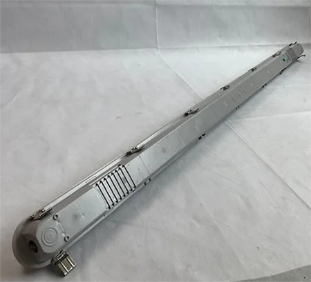 Lampada da soffitto a LED «FK-TL15-XX60-M6 EMERGENCY BULLET» — foto 2 dell'alert A12/02763/23