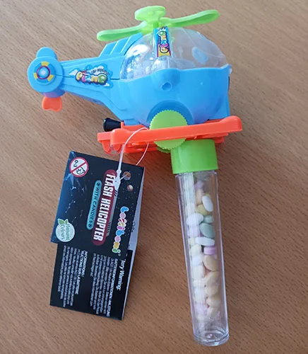 Elicottero giocattolo con dolci «FLASH HELICOPTER WITH CANDIES» — foto 2 dell'alert A12/02652/23