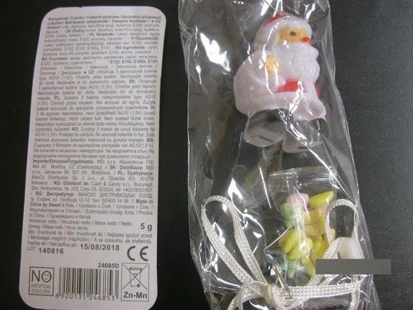 Giocattolo di plastica con dolci «Flash Santa» — foto 2 dell'alert A12/1007/17