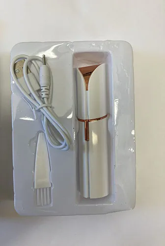 Depilazione del viso «Flawlbss facial hair remover» — foto 3 dell'alert A12/02376/23