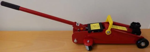 Carrello jack «Floor Jack» — foto 3 dell'alert A11/0091/14