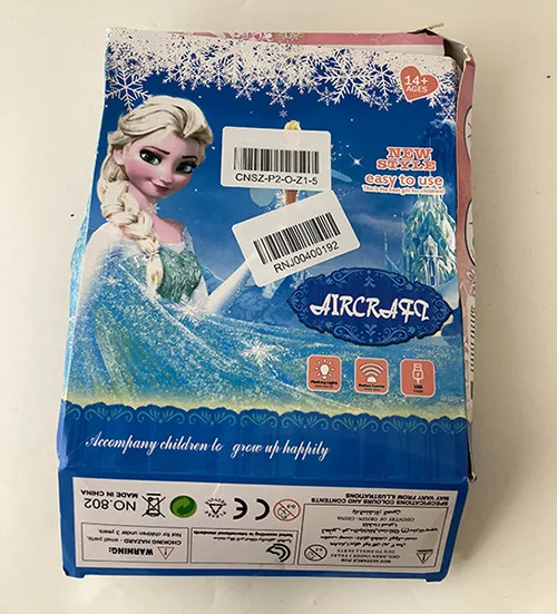Bambola di plastica «Flying doll Flygande & Glittrande Prinsessan Elsa» — foto 3 dell'alert A12/01219/23