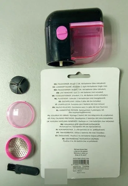 Dispositivo di rimozione della lanugine «FNUGFJERNER (Lint remover)» — foto 3 dell'alert A11/0073/17
