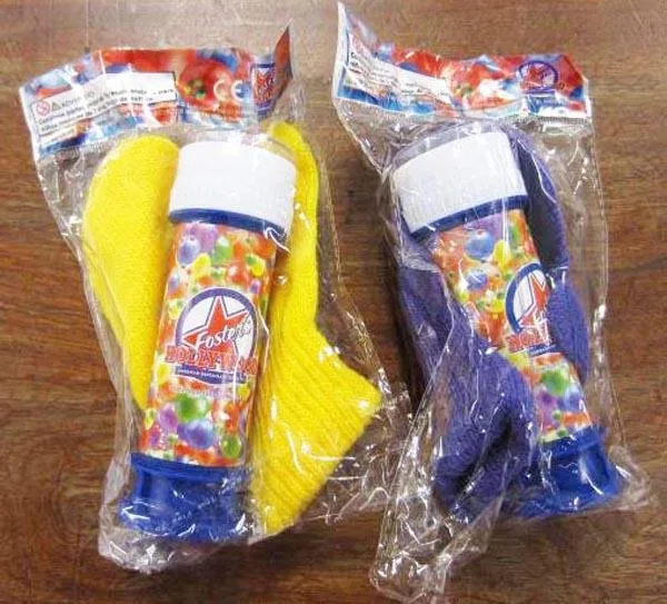 Giocattolo della bolla di sapone «Foster's Hollywood - Pompero con guante mágico» (Servicola)