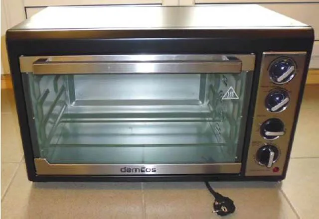 Mini forno elettrico «Four» — foto 2 dell'alert A11/0100/14