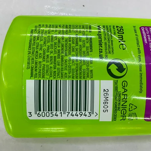 Shampoo «Frizz Tamer» (Garnier)