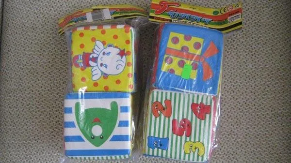 Giocattolo di plastica «Funny, most new design» (Unknown)