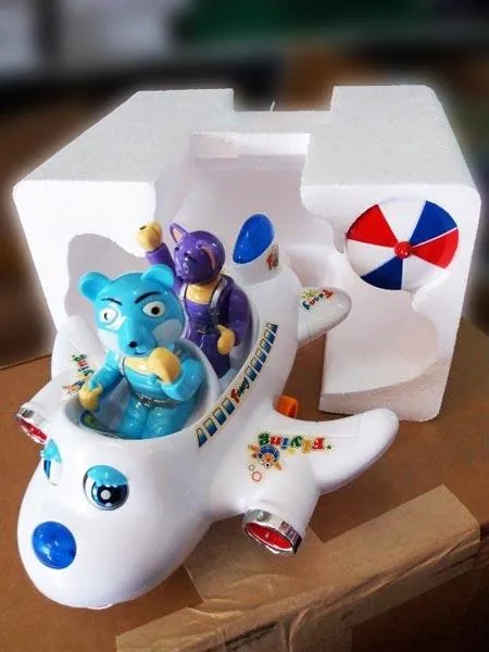 Giocattolo in plastica a batteria «Funny Plane Arioso music» — foto 2 dell'alert A12/1821/19