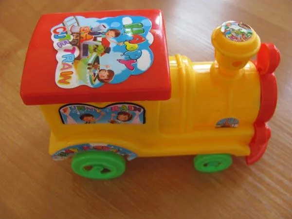 Tirare lungo giocattolo «Funny Train / Happy Train / Cute Train» — foto 2 dell'alert A12/1595/19