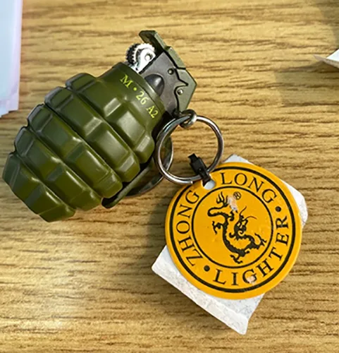 Accendino per novità «FUZE M217 ME175B 008-803» — foto 4 dell'alert A12/01334/21