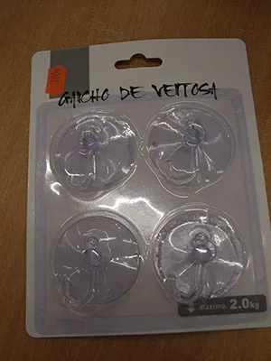 Ganci di plastica «GANCHO DE VENTOSA» — foto 3 dell'alert A12/01331/21