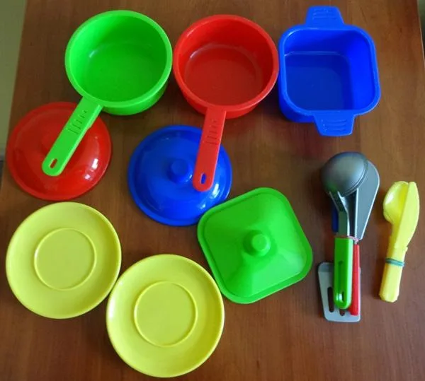 Set di giochi da cucina giocattolo «Garnki Mini» (Unknown)
