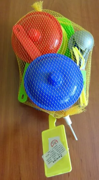 Set di giochi da cucina giocattolo «Garnki Mini» — foto 2 dell'alert A12/0640/19