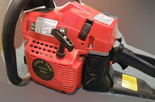 Motosega «Gasoline Chain saw» — foto 1 dell'alert A12/1256/17