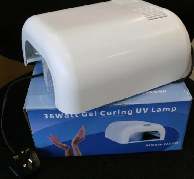 Gel che cura la lampada UV &amp; #13; &amp; #13; — foto 1 dell'alert 0818/11